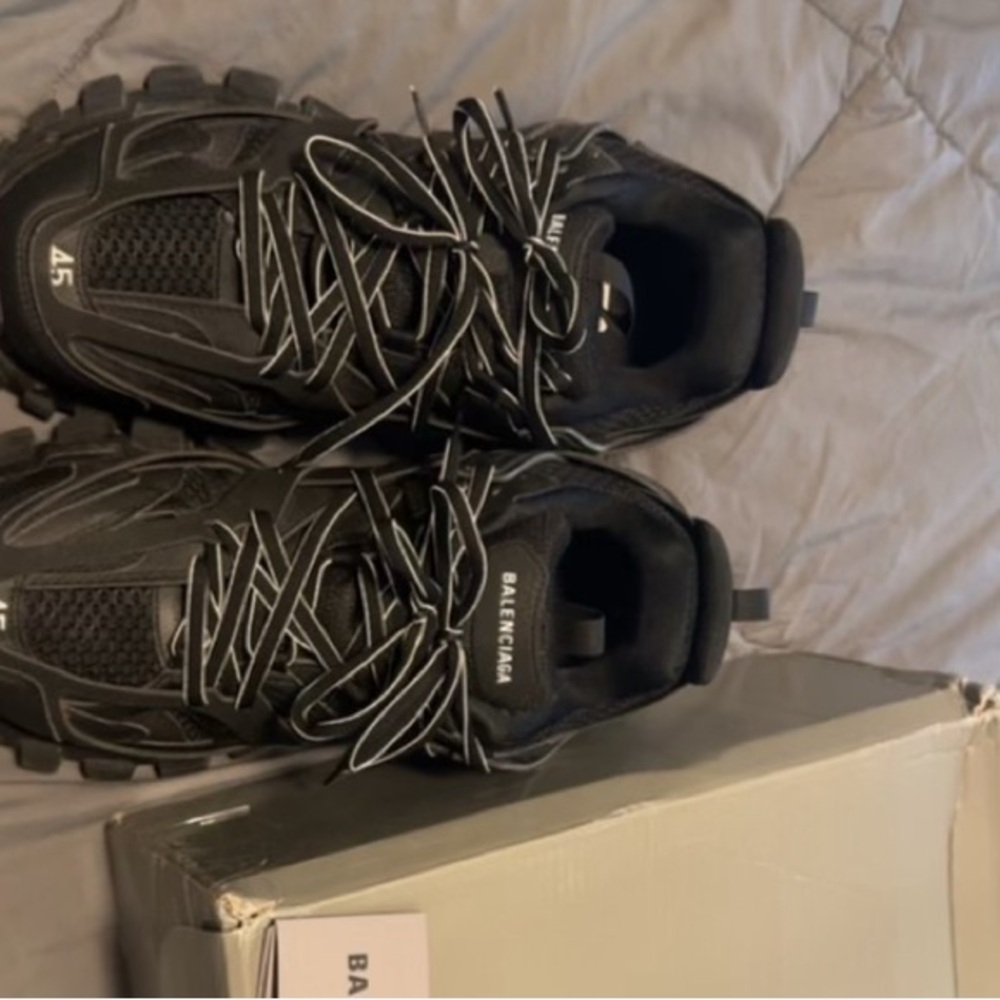 balenciaga tracks